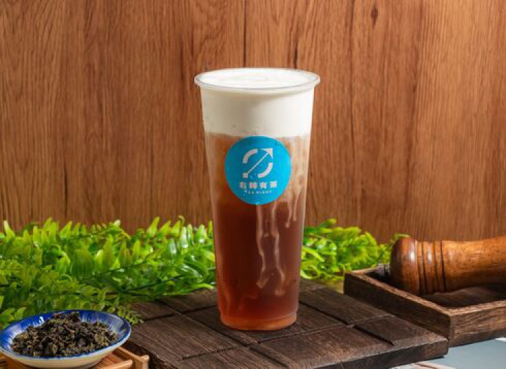 奶蓋紅茶 | 右轉有茶坊